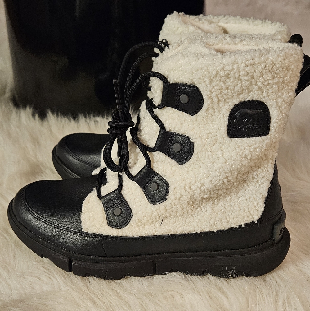 WOMEN’S SOREL 'EXPLORER II ' JOAN COZY BOOT